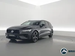 Grijs Gebruikt 2023 Volvo V60 Plus Stationwagen | € 41.900 (Duur)