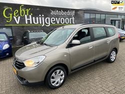 Bruin Gebruikt 2013 Dacia Lodgy Lauréate MPV | € 4.500 (Goede deal)