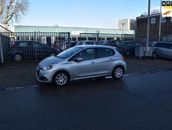 Grijs Gebruikt 2017 Peugeot 208 Hatchback | € 4.950 (Goede deal)