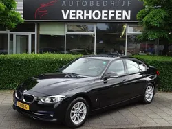 Zwart Gebruikt 2017 BMW 330 Executive Sedan | € 22.950 (Goede deal)