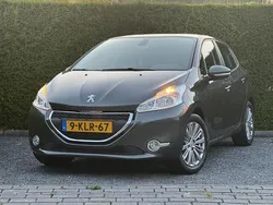 Grijs Gebruikt 2013 Peugeot 208 Envy Hatchback | € 6.425 (Eerlijke prijs)