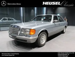 Blauw930 silver blue metallic Gebruikt 1981 Mercedes 380 Sedan | € 34.900