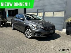 Grijs Gebruikt 2016 Fiat Tipo Lounge Sedan | € 8.650 (Eerlijke prijs)