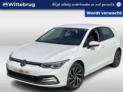 Wit Gebruikt 2020 VW Golf VII Style Hatchback | € 24.950 (Eerlijke prijs)