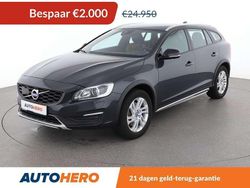 Grijs Gebruikt 2017 Volvo V60 CC Momentum Stationwagen | € 23.149 (Super prijs)