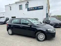 Zwart Gebruikt 2009 VW Golf VI Trendline Sedan | € 6.450 (Eerlijke prijs)
