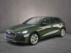 Districtgroen metallic Nieuw 2025 Audi A3 Sportback e-tron Proline Hatchback | € 46.292 (Duur)