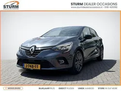 Grijs Gebruikt 2020 Renault Clio V Initiale Paris Hatchback | € 18.940 (Eerlijke prijs)