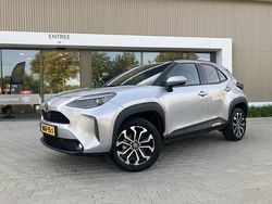 Grijs Nieuw 2025 Toyota Yaris MPV | € 32.900 (Duur)
