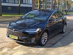 Zwart Gebruikt 2017 Tesla Model X SUV | € 23.900