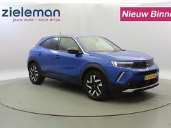 Blauw (metallic) Gebruikt 2021 Opel Mokka-e Elegance SUV | € 15.845 (Eerlijke prijs)