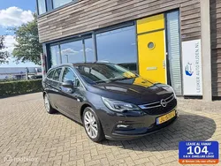 Zwart Gebruikt 2016 Opel Astra Innovation Stationwagen | € 6.290 (Eerlijke prijs)