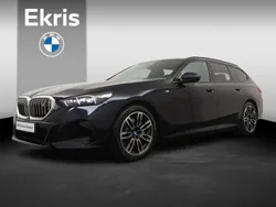 Zwart Gebruikt 2024 BMW i5 M Sport Sedan | € 61.450 (Eerlijke prijs)