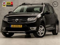 Zwart Gebruikt 2016 Dacia Sandero Lauréate Hatchback | € 9.445 (Eerlijke prijs)