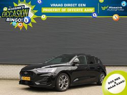 Zwart Gebruikt 2023 Ford Focus ST-Line Hatchback | € 21.940 (Eerlijke prijs)