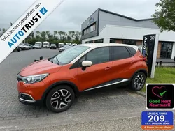 Oranje Gebruikt 2015 Renault Captur SUV | € 12.399 (Eerlijke prijs)