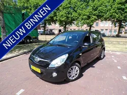 Zwart Gebruikt 2009 Hyundai i20 Hatchback | € 3.644 (Eerlijke prijs)