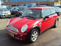 Rood Gebruikt 2006 Mini ONE Seven Hatchback | € 2.250 (Eerlijke prijs)