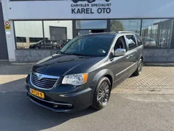 Grijs Gebruikt 2012 Lancia Voyager Platinum MPV | € 11.950