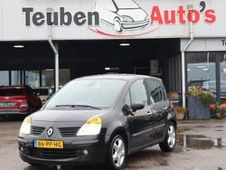 Zwart Gebruikt 2004 Renault Modus Luxe MPV | € 1.195 (Goede deal)