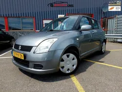 Grijs Gebruikt 2005 Suzuki Swift GLS Hatchback | € 2.499 (Iets duurder)