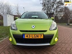 Groen Gebruikt 2010 Renault Clio GrandTour Business Stationwagen | € 1.950 (Goede deal)