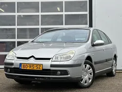 Grijs, metallic lak Gebruikt 2005 Citroën C5 VTR Sport Hatchback | € 2.360 (Eerlijke prijs)