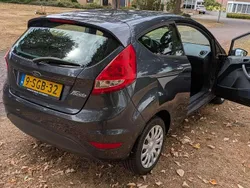 Grijs Gebruikt 2009 Ford Fiesta Trend Hatchback | € 3.250 (Goede deal)