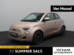 Roze Gebruikt 2023 Fiat 500e La Prima Hatchback | € 23.900 (Eerlijke prijs)