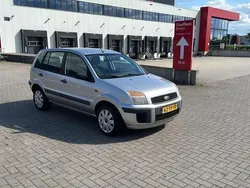Grijs Gebruikt 2006 Ford Fusion MPV | € 2.250 (Eerlijke prijs)