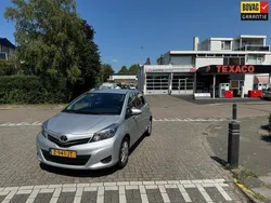 Grijs Gebruikt 2014 Toyota Yaris Hatchback | € 9.950 (Goede deal)