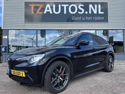 Zwart Gebruikt 2018 Alfa Romeo Stelvio Super SUV | € 24.950 (Eerlijke prijs)