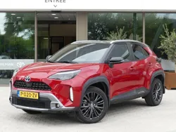 Rood Gebruikt 2022 Toyota Yaris Cross SUV | € 27.450 (Eerlijke prijs)