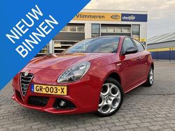 Rood Gebruikt 2015 Alfa Romeo Giulietta Sprint Hatchback | € 16.500 (Eerlijke prijs)