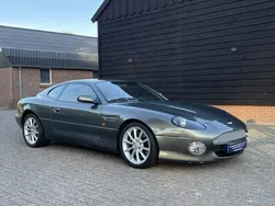 Groen, metallic lak Gebruikt 2002 Aston Martin DB7 Coupé | € 46.900