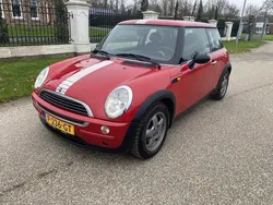 Rood Gebruikt 2003 Mini ONE Hatchback | € 1.499 (Eerlijke prijs)
