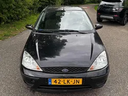 Zwart Gebruikt 2003 Ford Focus Hatchback | € 1.350 (Eerlijke prijs)