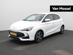 Wit Gebruikt 2024 MG MG3 Luxury Hatchback | € 22.495 (Eerlijke prijs)