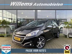 Zwart Gebruikt 2018 Peugeot 208 Allure Hatchback | € 8.795 (Eerlijke prijs)