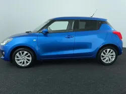 Blauw Gebruikt 2023 Suzuki Swift Hatchback | € 18.450 (Eerlijke prijs)