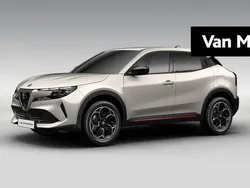 Grijs, metallic lak Nieuw 2024 Alfa Romeo Junior Edizione Speciale SUV | € 42.216 (Eerlijke prijs)