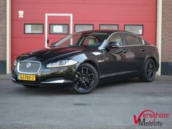 Zwart Gebruikt 2015 Jaguar XF Sedan | € 11.950