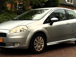 Grijs Gebruikt 2006 Fiat Grande Punto Sport Hatchback | € 1.250 (Eerlijke prijs)