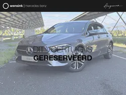 Grijs, metallic lak Nieuw 2025 Mercedes A250 Luxury Hatchback | € 41.851 (Super prijs)