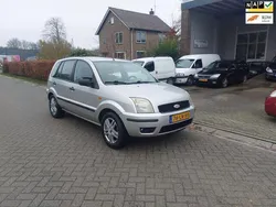 Grijs Gebruikt 2003 Ford Fusion Trend MPV | € 999 (Goede deal)