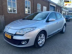 Grijs Gebruikt 2013 Renault Mégane III Expression Hatchback | € 4.749 (Eerlijke prijs)