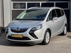 Grijs Gebruikt 2012 Opel Zafira Tourer Cosmo MPV | € 6.995 (Eerlijke prijs)