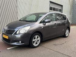 Grijs Gebruikt 2010 Toyota Verso MPV | € 5.950 (Goede deal)