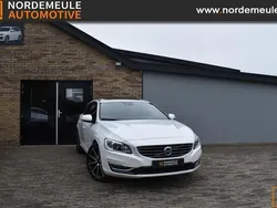 Wit Gebruikt 2015 Volvo V60 Stationwagen | € 6.950 (Eerlijke prijs)