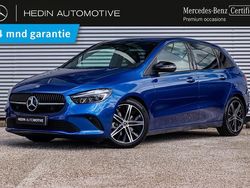 Blauw Gebruikt 2024 Mercedes B180 Luxury MPV | € 37.900 (Eerlijke prijs)